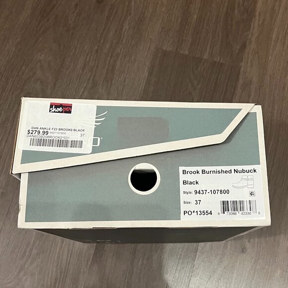 NEW DANSKO BROOK BOOTIE - Picture 14 of 16